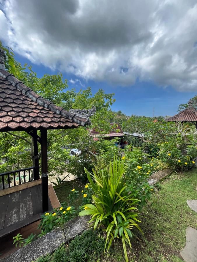 Holy Hills Bungalow Nusa Penida Batumadeg Exterior photo