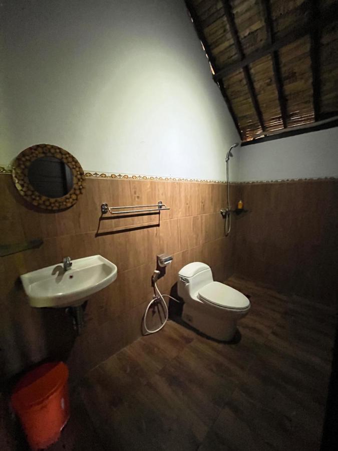 Holy Hills Bungalow Nusa Penida Batumadeg Exterior photo